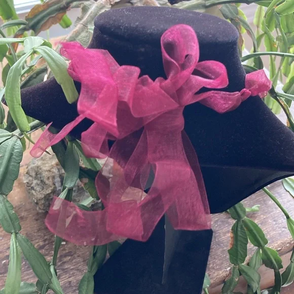 Avon Vintage Purple Burgundy Beaded Choker Statement Ribbon Necklace | NIB N12 - Picture 4 of 14